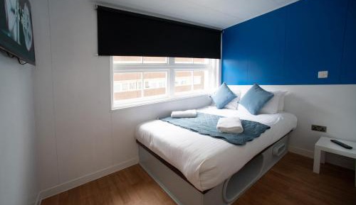 Standard Double Room with Window