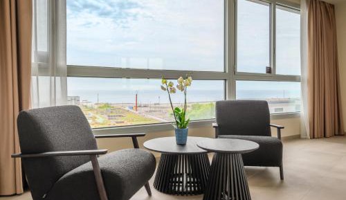 Suite with Hot Tub
