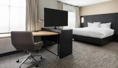 Studio, 1 King, Sofa bed