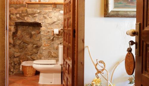Double or Twin Room with Shower
