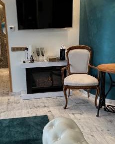 Deluxe Suite with Spa Bath