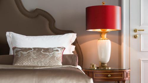 Grand Lit Room