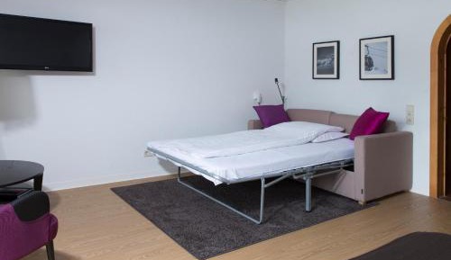 Family Room (2 Adults + 2 Children)