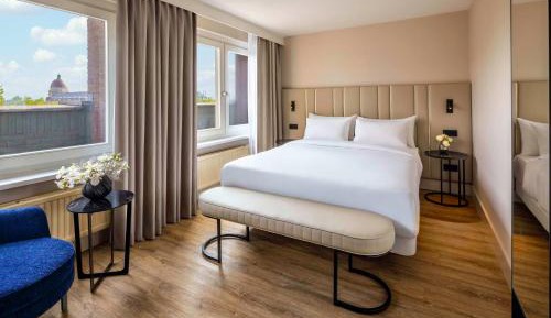 Standard Double Room with View