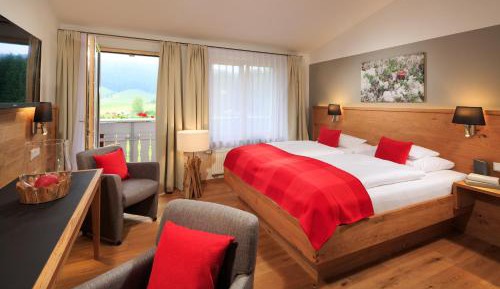 Junior Suite with Mountain View