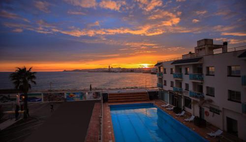 Double or Twin Room with terrace with Sea View (1-2 adults)