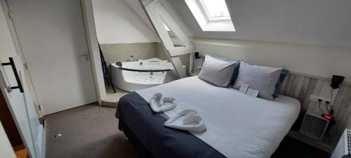 Jacuzzi Room
