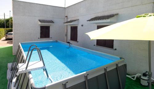 Villa with Garden View