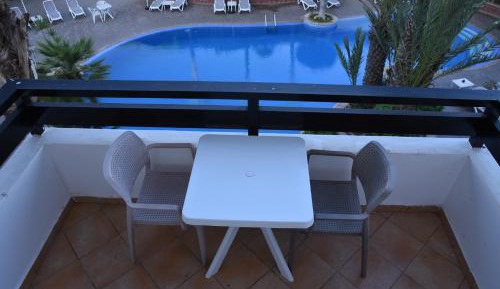Studio (2 Adults) Pool View