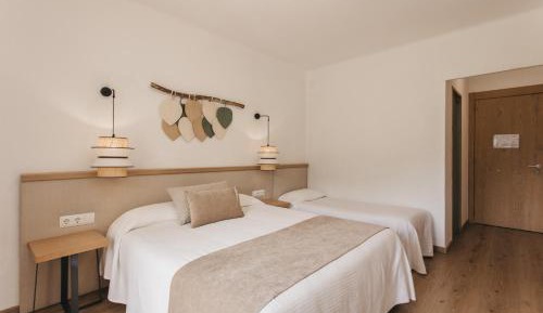 Triple Room (2 Adults + 1 Child)