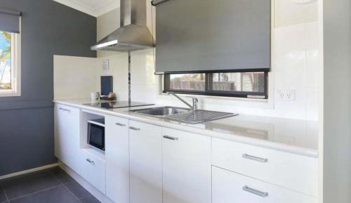 Standard Cabin - Sleeps 4 - Dog Friendly