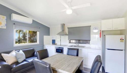 Sunrise One-Bedroom Cabin - Oceanview