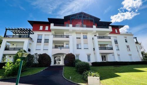 Apartment (4 Adults)