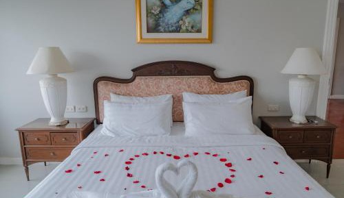 Two-Bedroom Suite