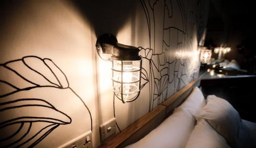 Double Room with Shared Toilet
