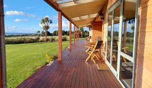 Deluxe King Room with Sea View