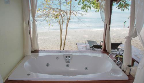 Villa - Beach Front