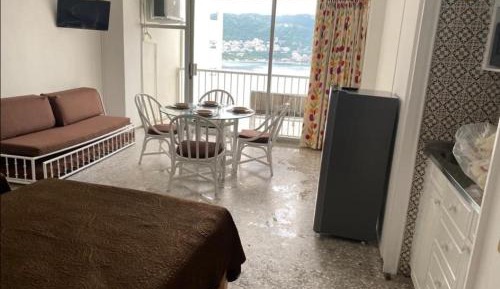 Studio with Balcony