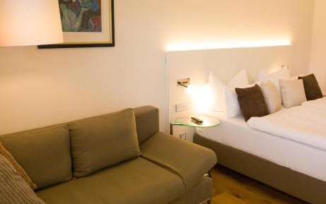 Deluxe Double Room with Shower