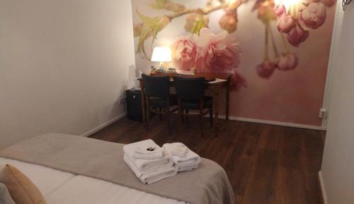 Large Twin Room