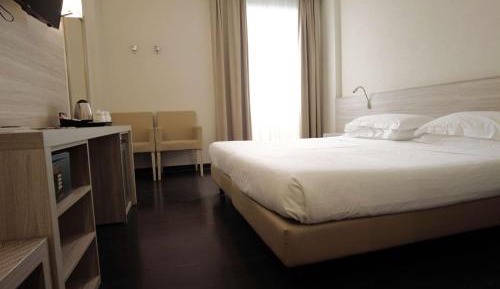 Comfort King Room