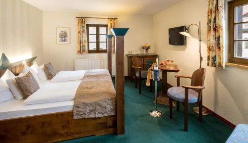 Standard King Room