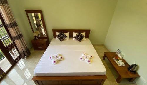 Four-Bedroom Deluxe Apartment