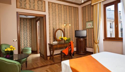 Grand Deluxe Double Room