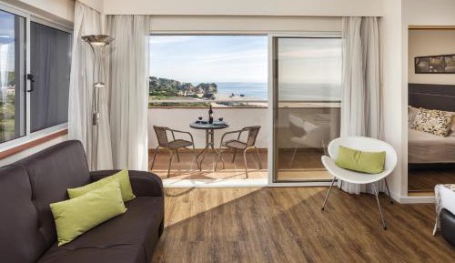 Superior Studio with Sea View (2 adults + 1 child)