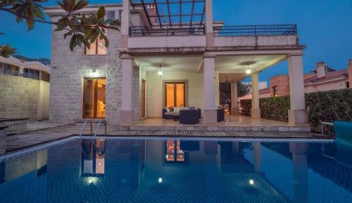 Villa with Private Pool