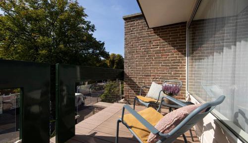 Deluxe Twin Room with Balcony
