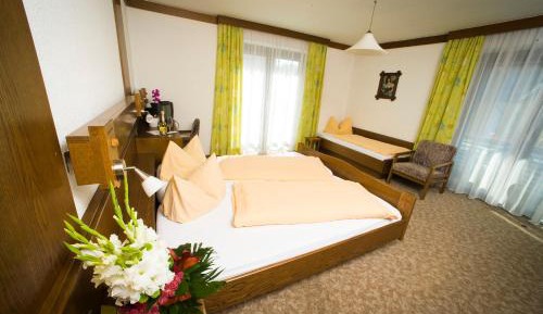 Triple Room with Shower