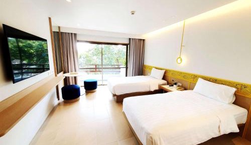Superior Twin Room with Garden View