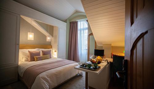 Deluxe Double Room with Balcony