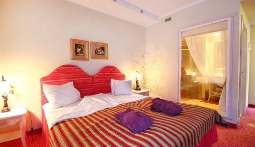 Double or Twin Room with Spa Access