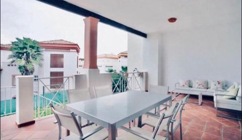 Apartment with Garden