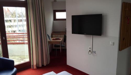 Deluxe Single Room