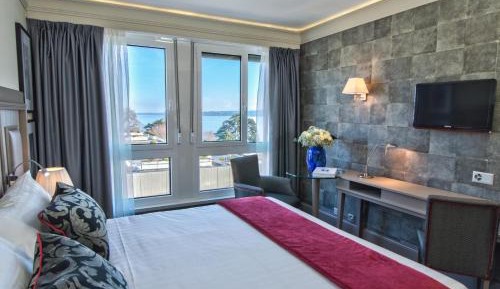 Executive Double Room with Kitchenette