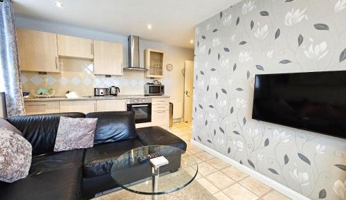 Apartment with Shower