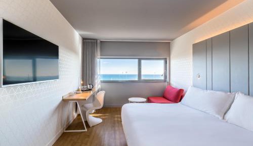 Superior Double or Twin Room with Sea View