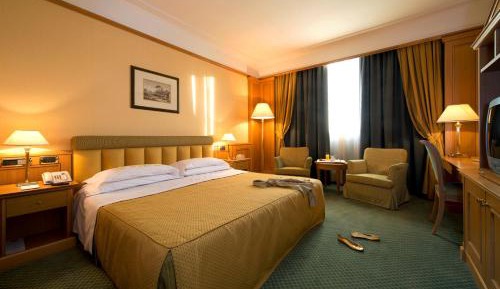 Superior Queen Room