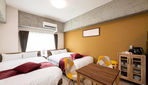 Standard Twin Room