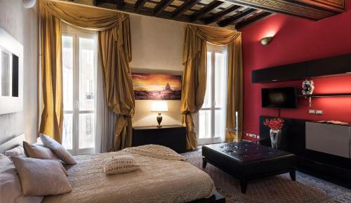 Deluxe One-Bedroom Apartment with City View
