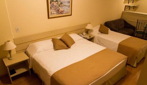 Luxury Triple Suite