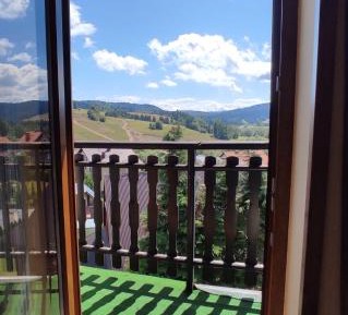 Quadruple Room with Mountain View