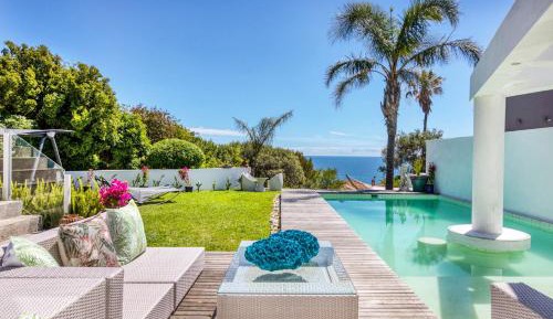 Villa - Beach Front