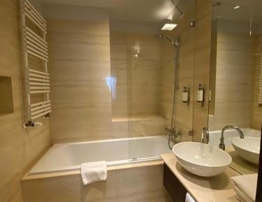 Large Double Room