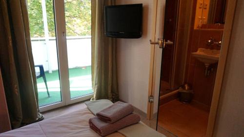 Small Single Room - Pilger room