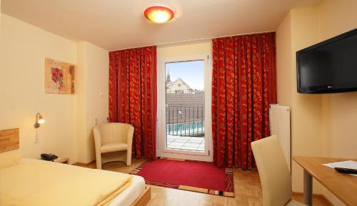 Classic Single Room