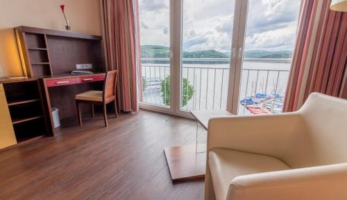 Double Room with Lake View